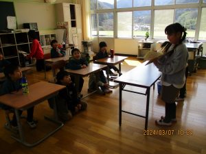 ３月７日　１・２年生と幼稚園の交流会
